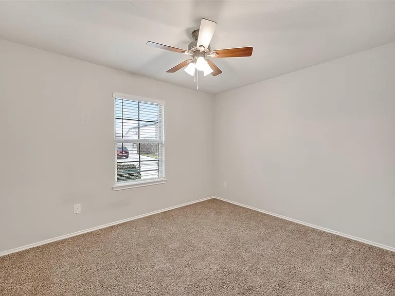 20926 Belmont Village Way — Photo 21