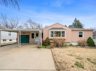 9441 Evandale Dr, Saint Louis, MO