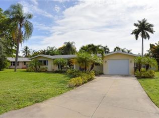 6231 Saint Andrews Cir N, Fort Myers, FL 33919
