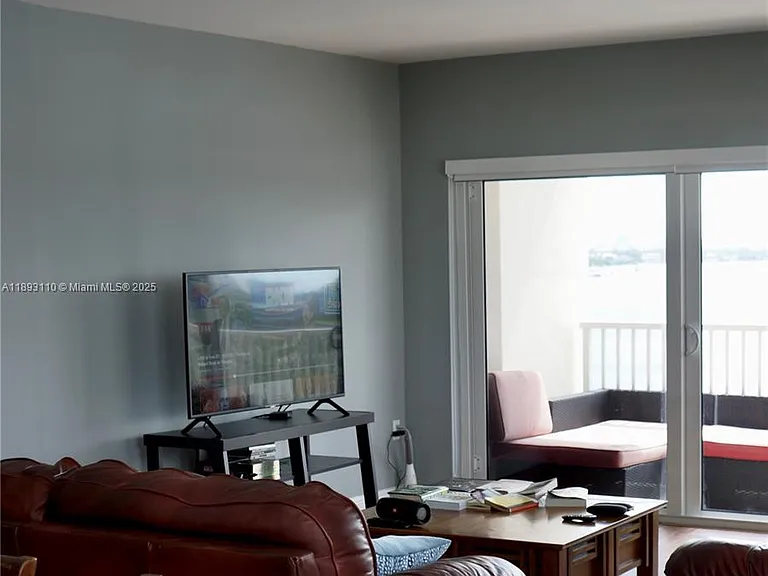 300 Bayview Dr #1206 — Photo 28