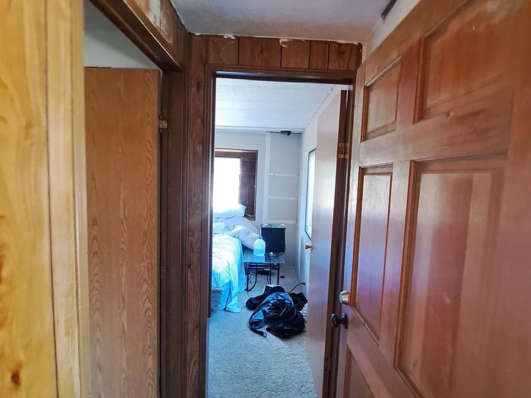 737 Sunrise Ln SE — Photo 3