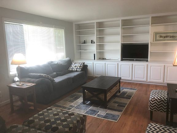 4th image of 2418 W Malad St Unit A