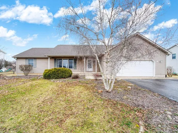 3203 Northmor Dr E, Adrian, MI 49221