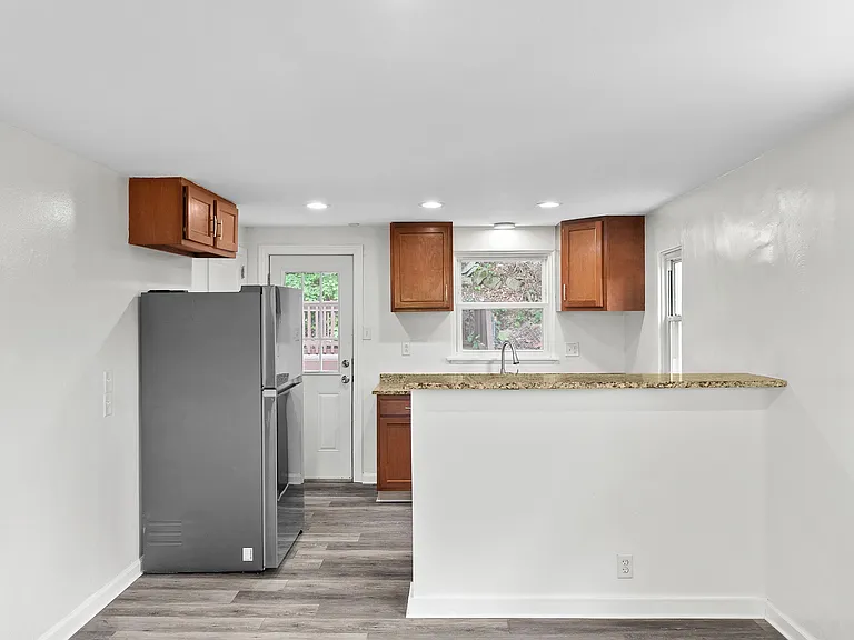 363 Olancha Ave — Photo 9