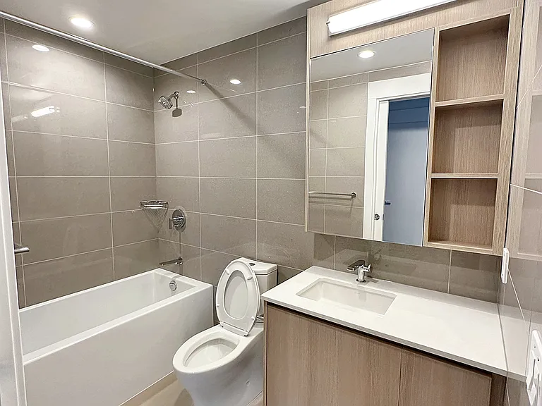 618 Carnarvon St #2301 — Photo 10