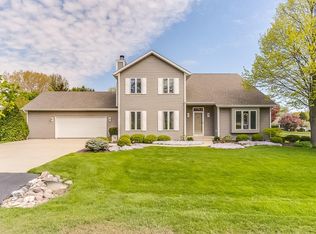 1160 Spyglass Ct, Twin Lakes, WI 53181