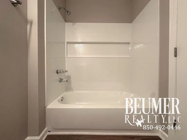 4234 Baywoods Dr — Photo 16