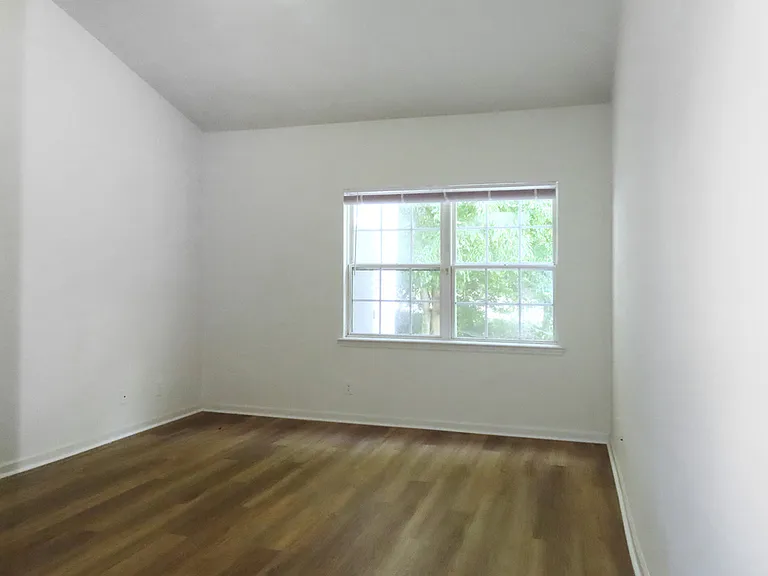 101 Rock Haven Rd #G703 — Photo 8