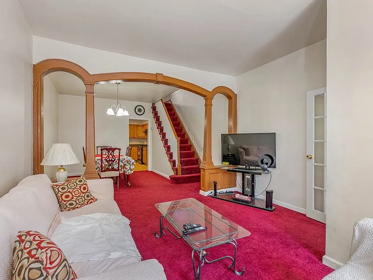 513 Morris St — Photo 8