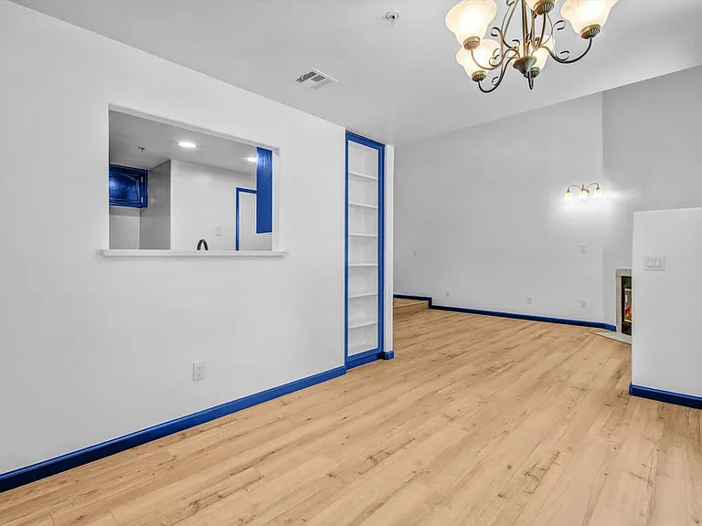 217 E Commonwealth Ave #F — Photo 6