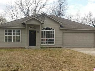 802 N Division St, Coweta, OK 74429