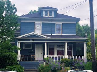 3051 SE Belmont St, Portland, OR 97214