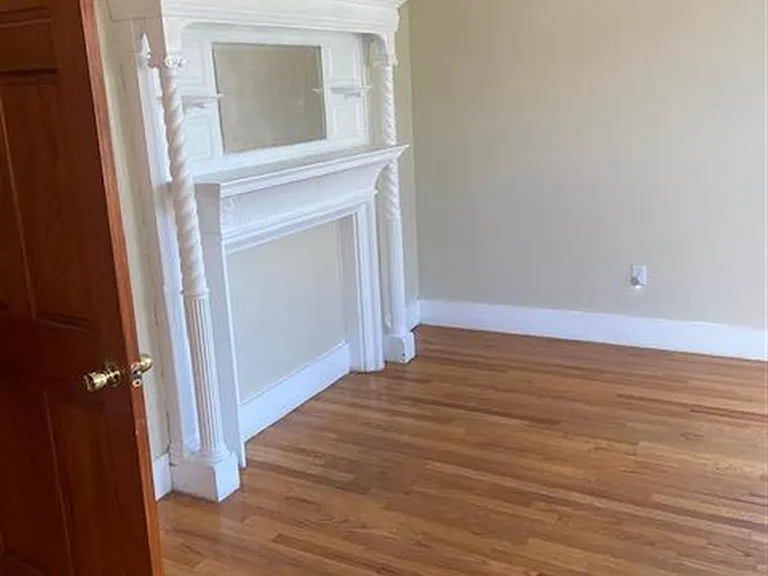 10 Clark St #2 — Photo 3