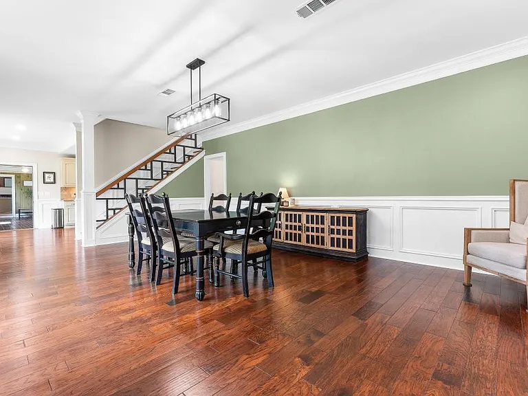 633 Thompson Mill Rd — Photo 9