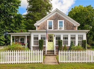 28 Silk Ln, Scituate, RI 02857