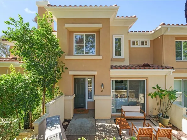 25 Via Vicini, Rancho Santa Margarita, CA 92688