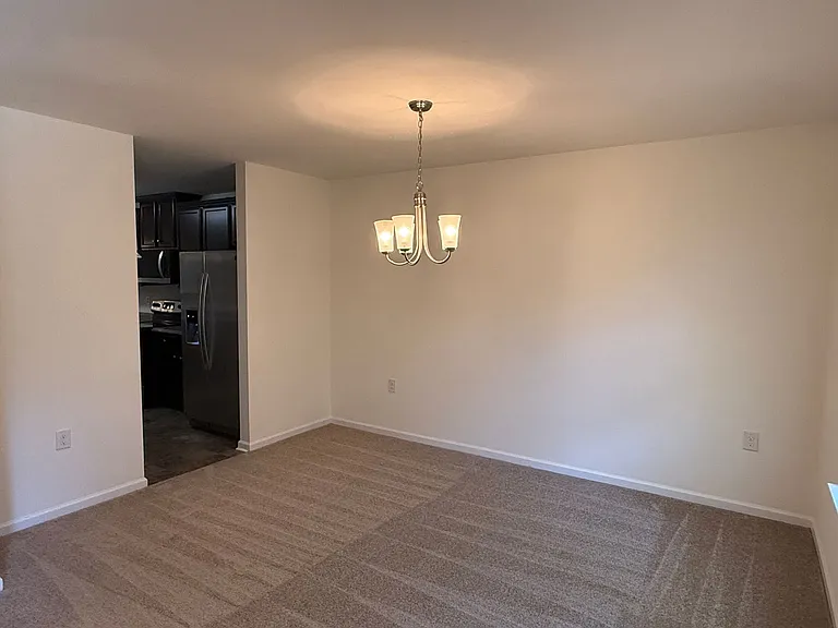 1933 Stoney Point Cir — Photo 2