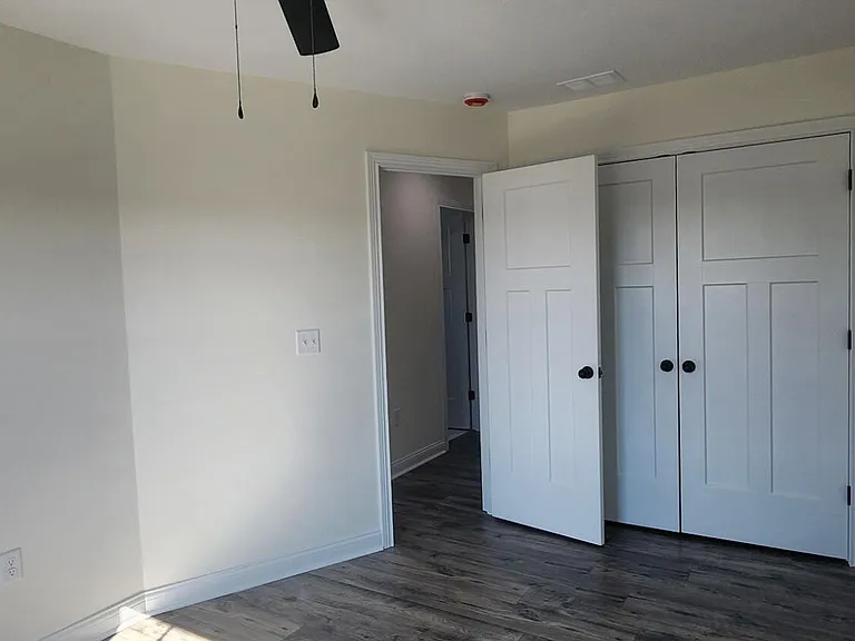 929 Olympic Ct — Photo 22