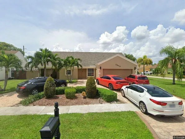 2560 Azalea Ave, Miramar, FL 33025