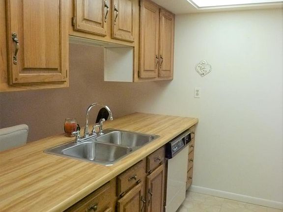 3rd image of 300 W Washington Ave APT 102