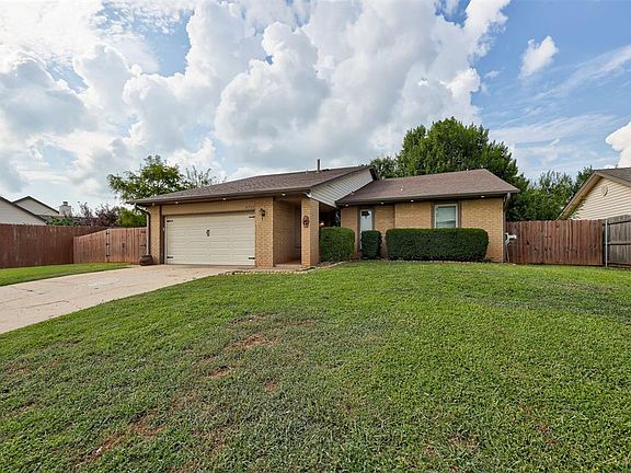 2nd image of 6712 Bayberry Dr