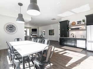 38100 Sandy Heights St #K-123, Sandy, OR 97055