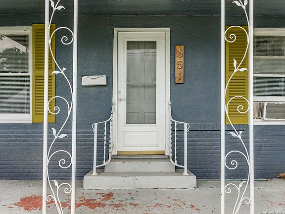 5th image of 551 W HIGHLAND BLVD