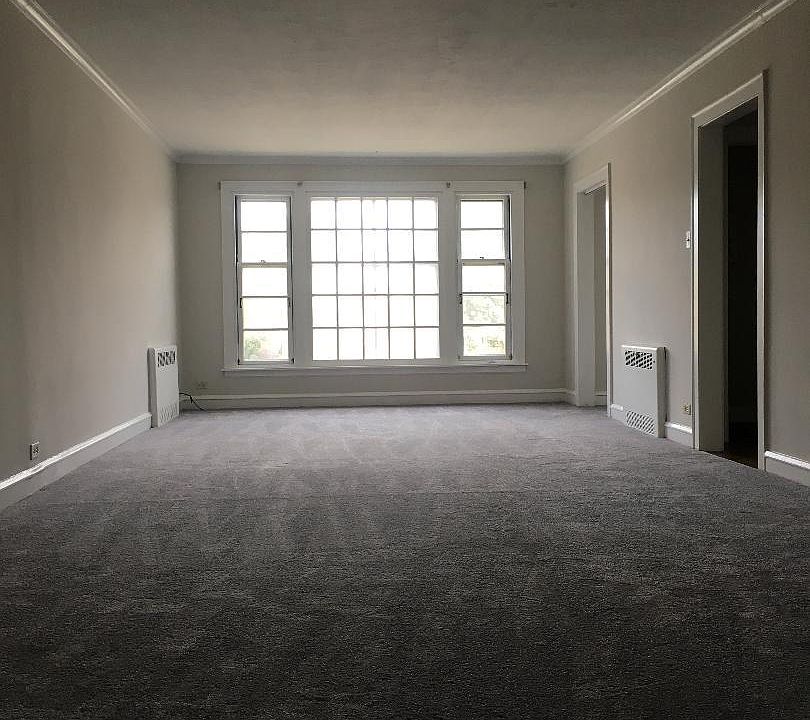 1st image of 6823 W Devon Ave Floor 2