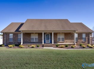 1803 Nella Dr, Athens, AL 35611