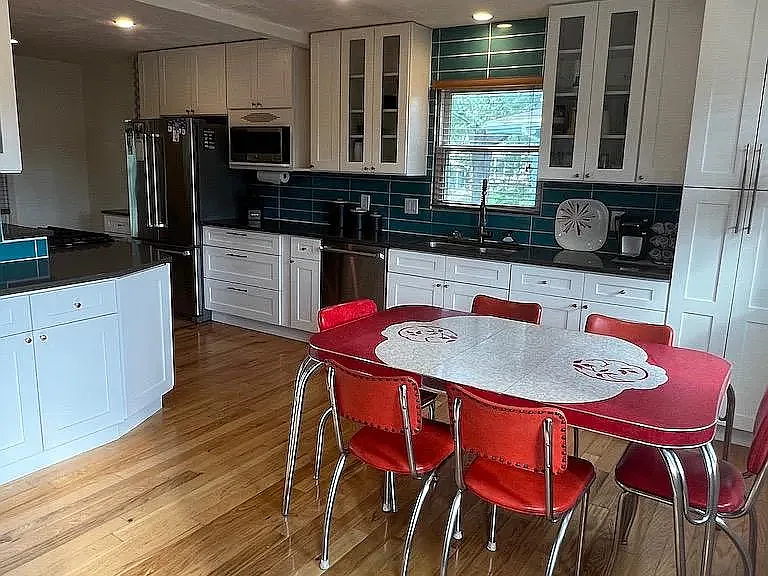 9732 Jaynes Cir — Photo 12