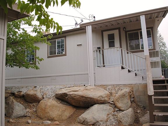 3rd image of 207 Cowbelle Blvd