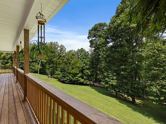 4th image of 55 Rebel Rd