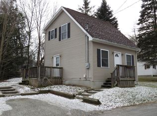 4 Back Row St, Adams, MA 01220