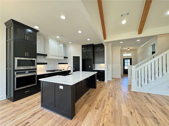 5th image of 6422 S 62nd St
