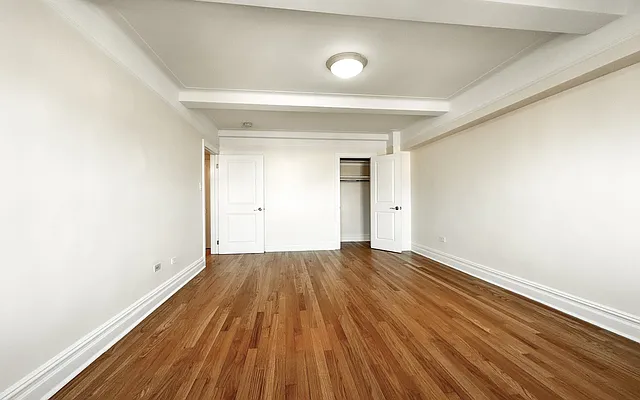 Rented by Manhattan Realty Group | media 19