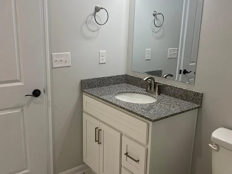 115 Bluegrass Dr #115 — Photo 8