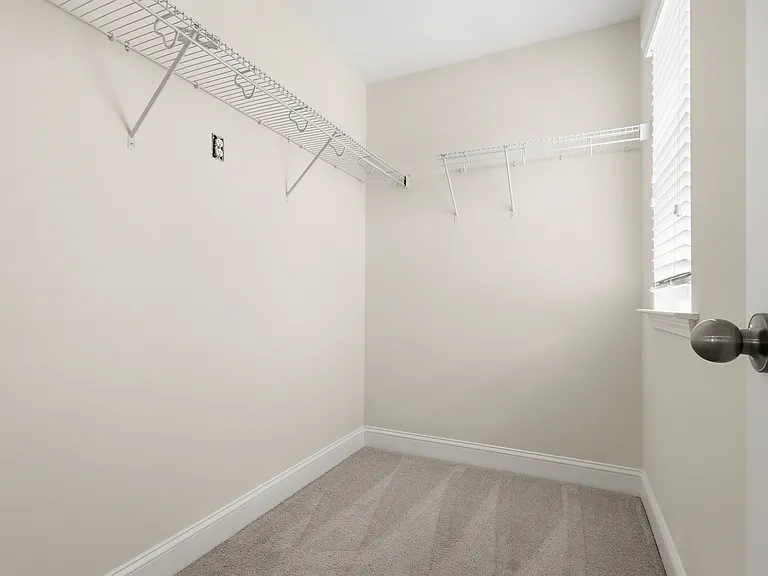 105 Grimsby Rd — Photo 25