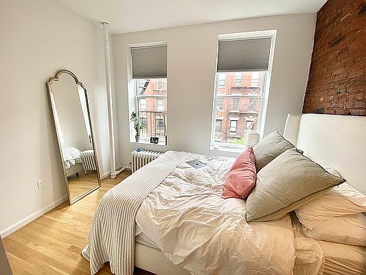 1st image of 190 Bleecker St APT 18
