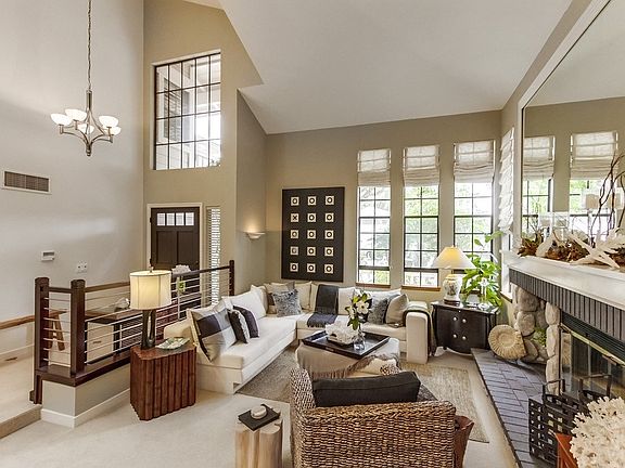 3rd image of 10540 Quail Springs Ct