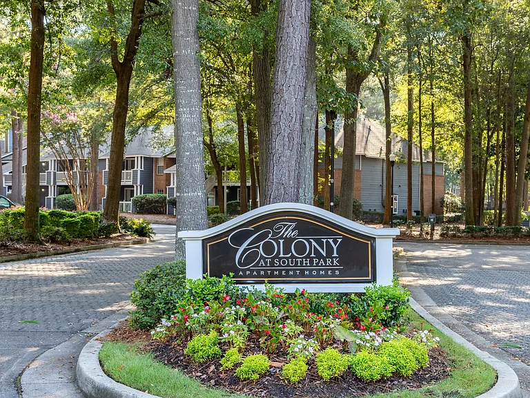Colony at South Park — Photo 18