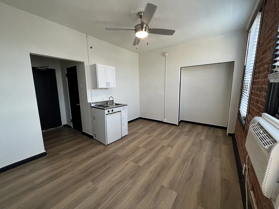 Kipling Apartments