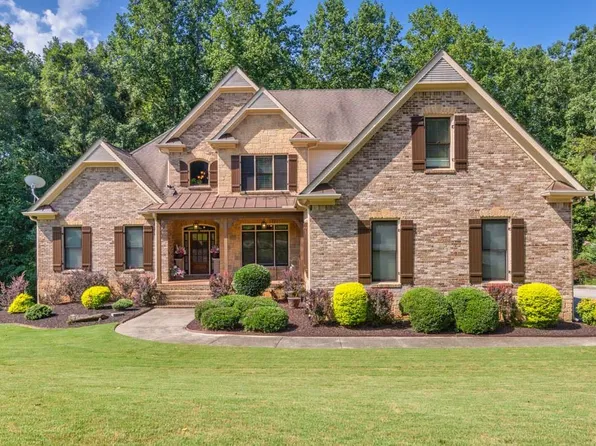 4726 Quailwood Dr, Flowery Branch, GA 30542