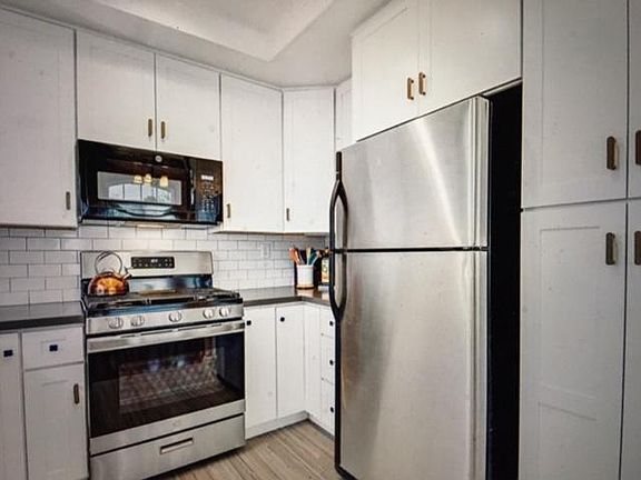 5th image of 23 Jaeger Ln