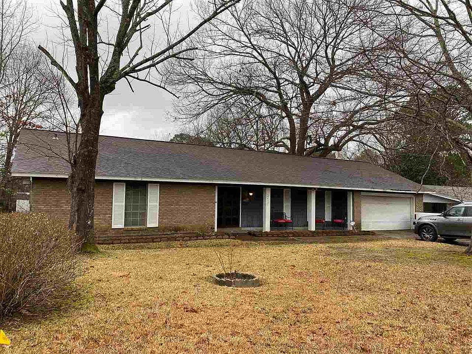 1st image of 2617 Cliffwood Dr