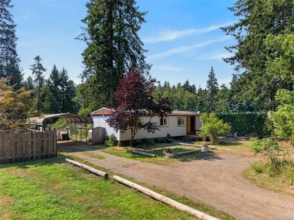 2169 Regent Rd, Comox Valley, BC V9J 1A1