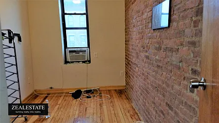 Rented by ZealEstate Group Inc