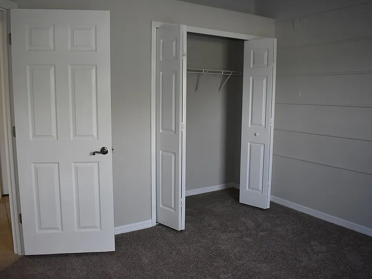 2415 Sabastian St — Photo 28