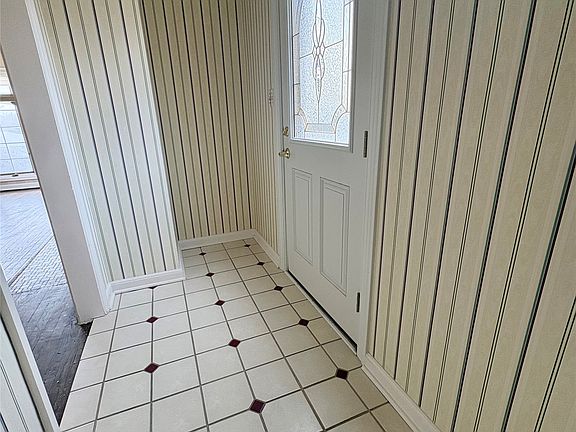 4th image of 515 Ashworth Rd