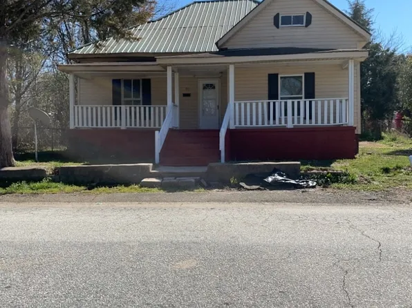 311 E Hampton St, Laurens, SC 29360