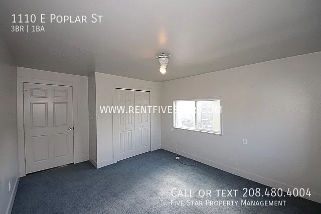 1110 E Poplar St — Photo 7